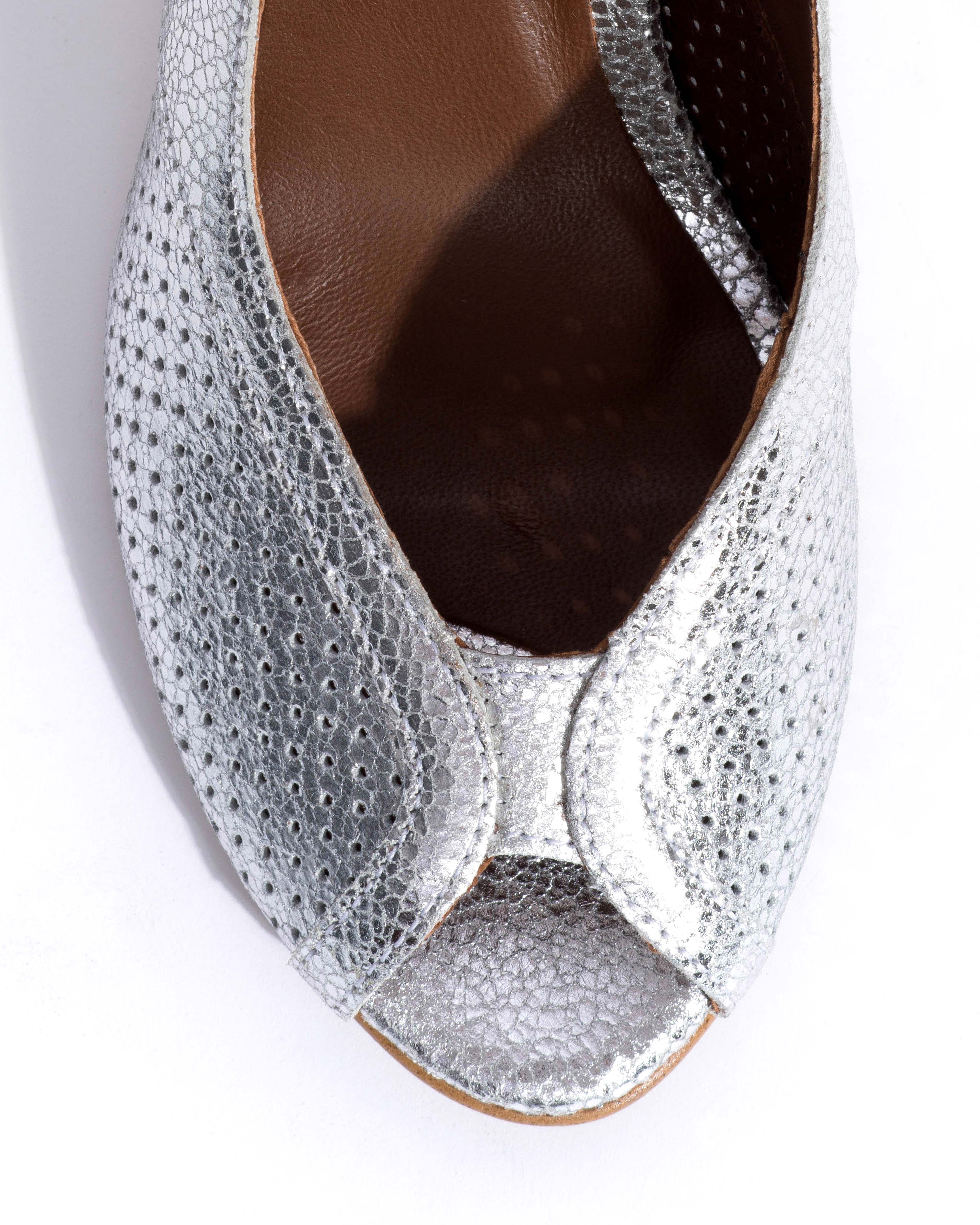 Alania Crackled metallic goat Silver - Image 5