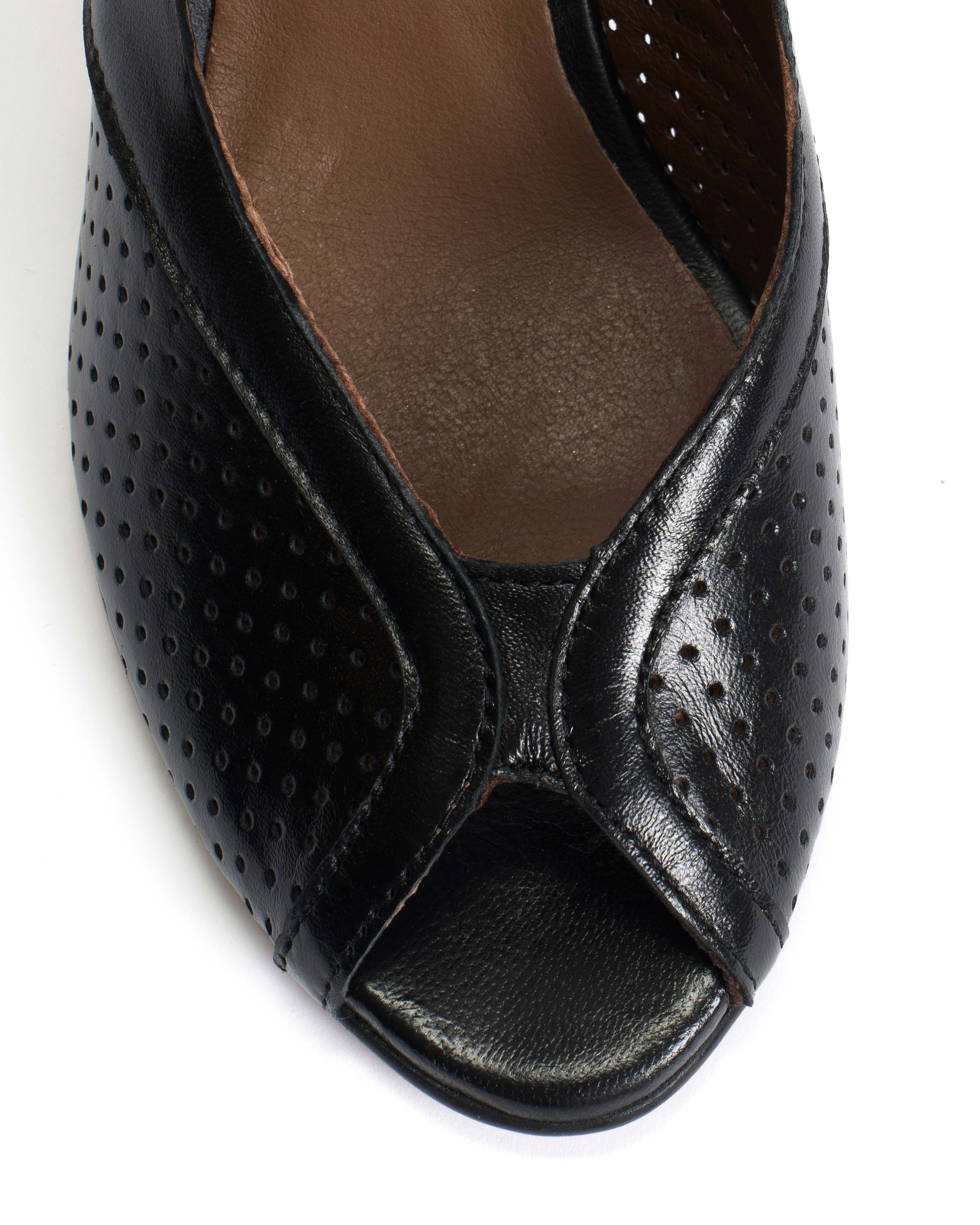 Alania Shiny lamb Black - Image 6