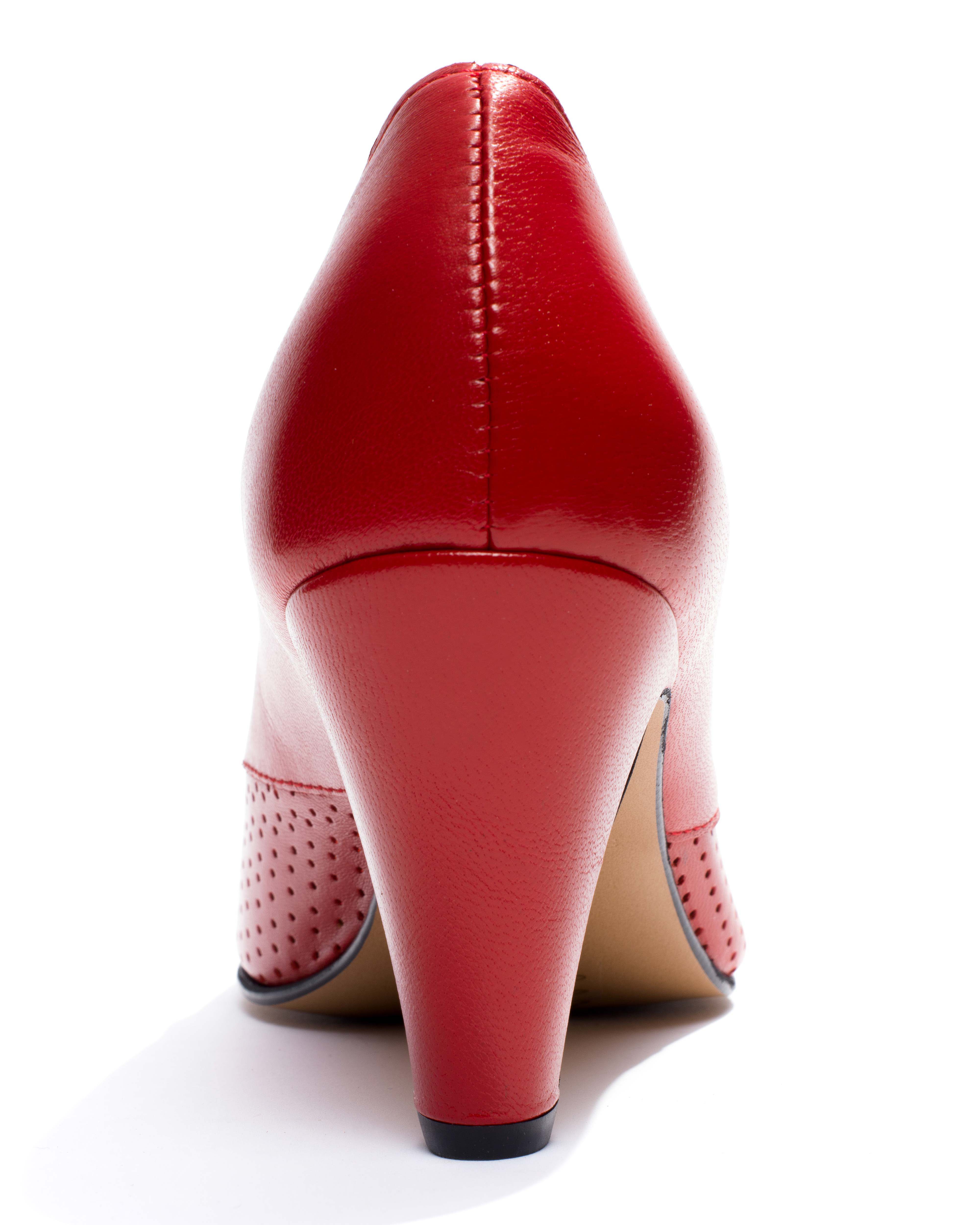 Alania Shiny lamb Ruby red - Image 7