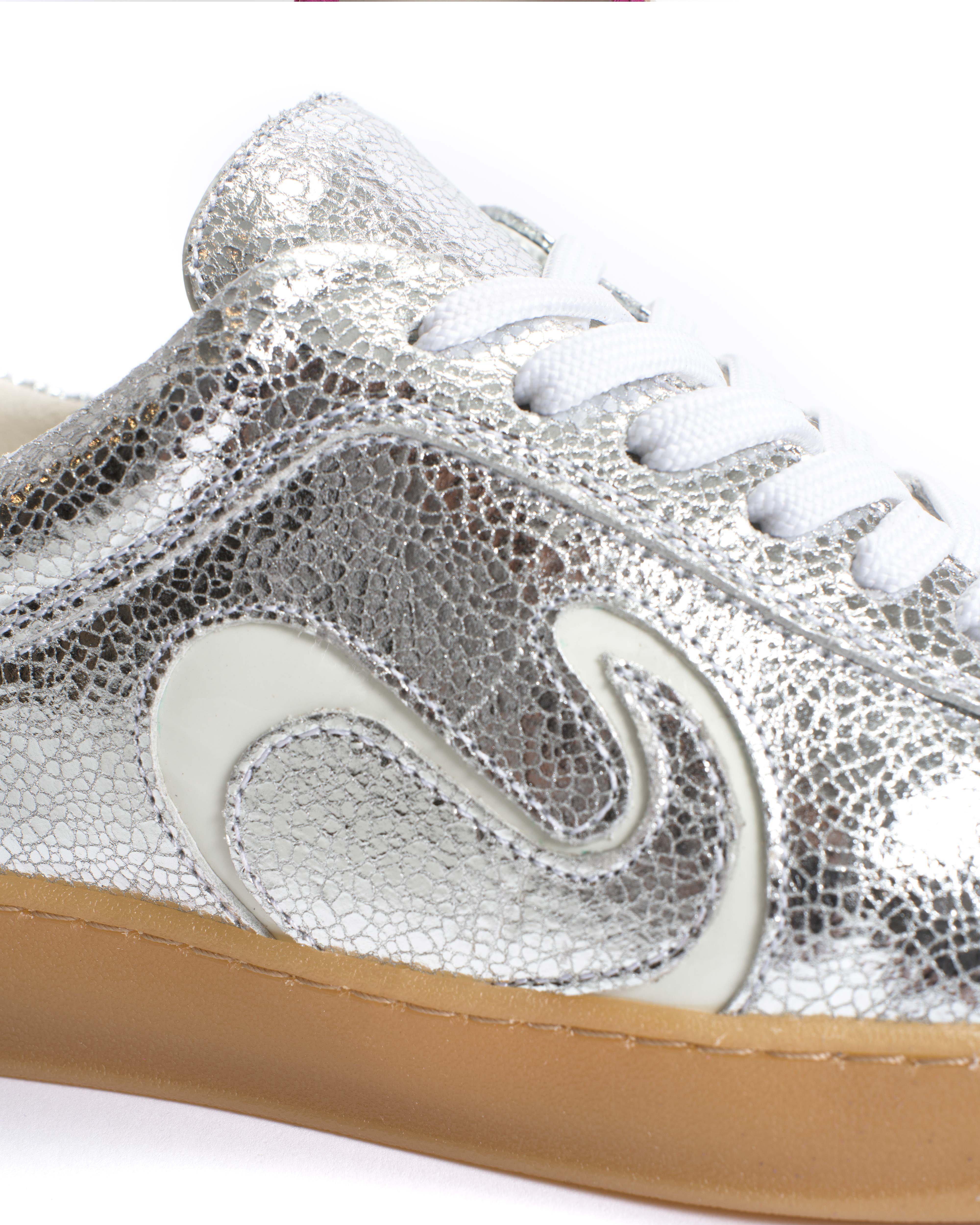 Blaire Crackled metallic goat & polished soft calf Silver & white sand - Image 8