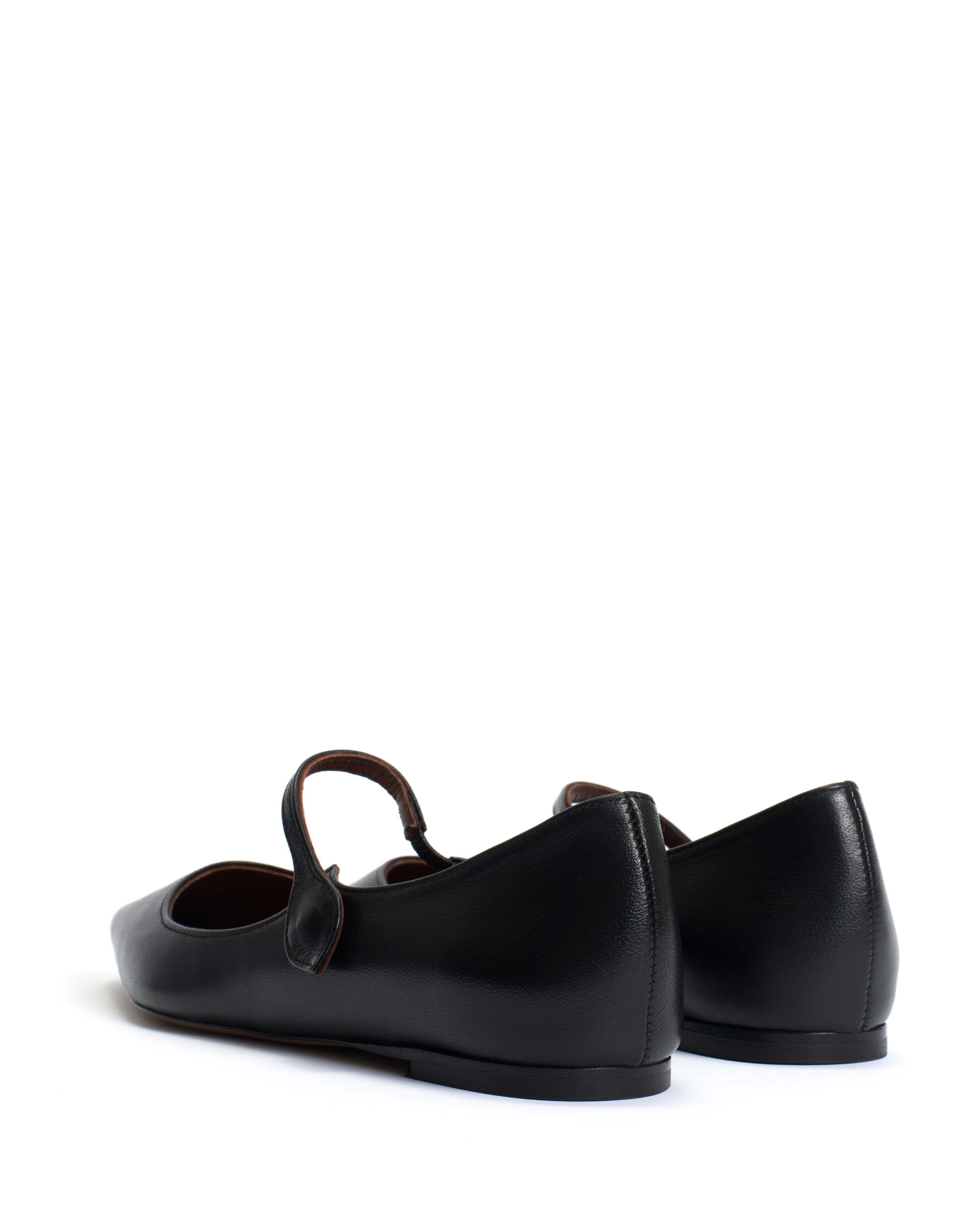 Fifi Shiny lamb Black - Image 5