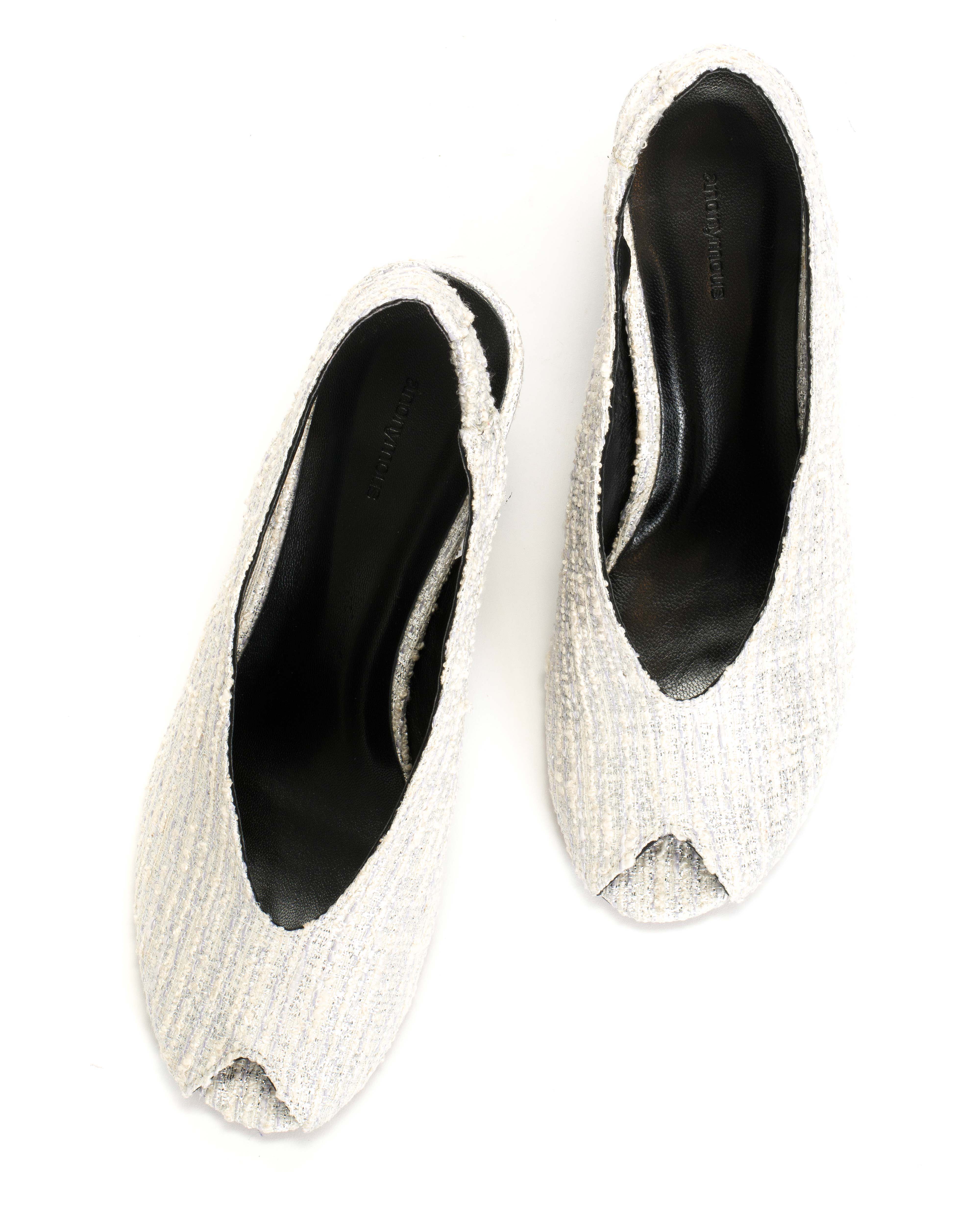 Maia Boucle & silky lamb Oyster purple & black - Image 4