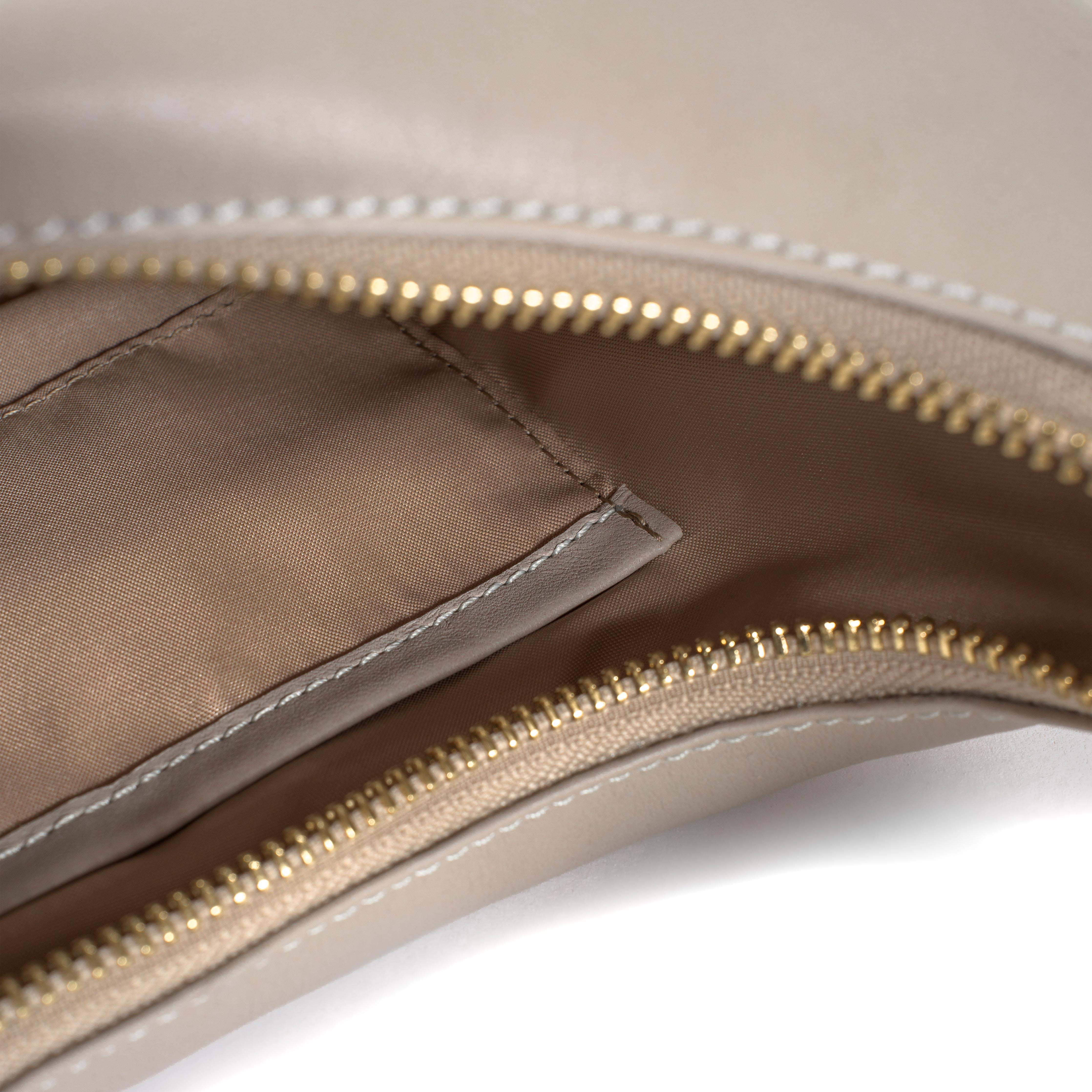 Shane petite pillow bag Soft calf Ash - Image 6