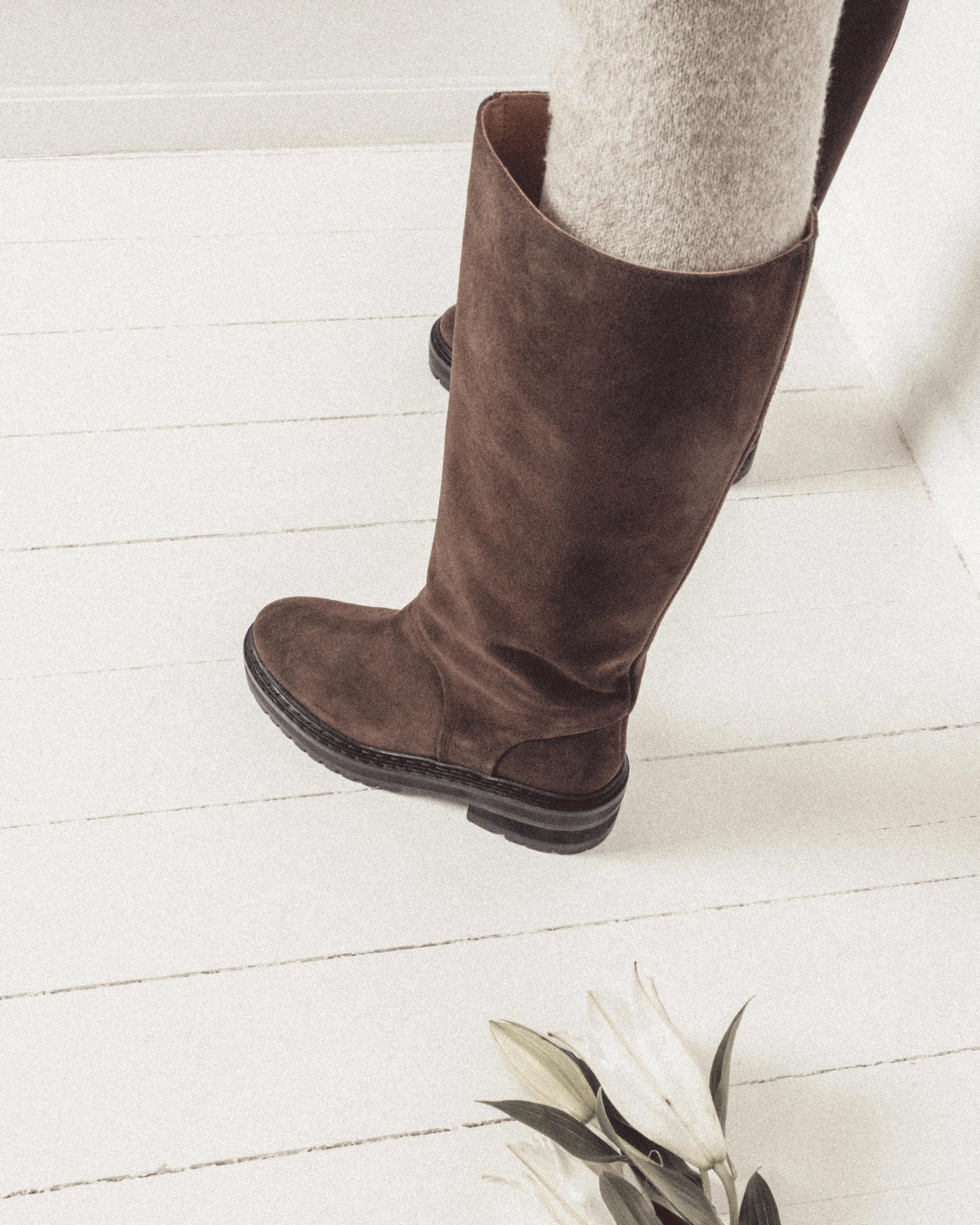 Vivian Calf Suede Coffee Brown - Image 3