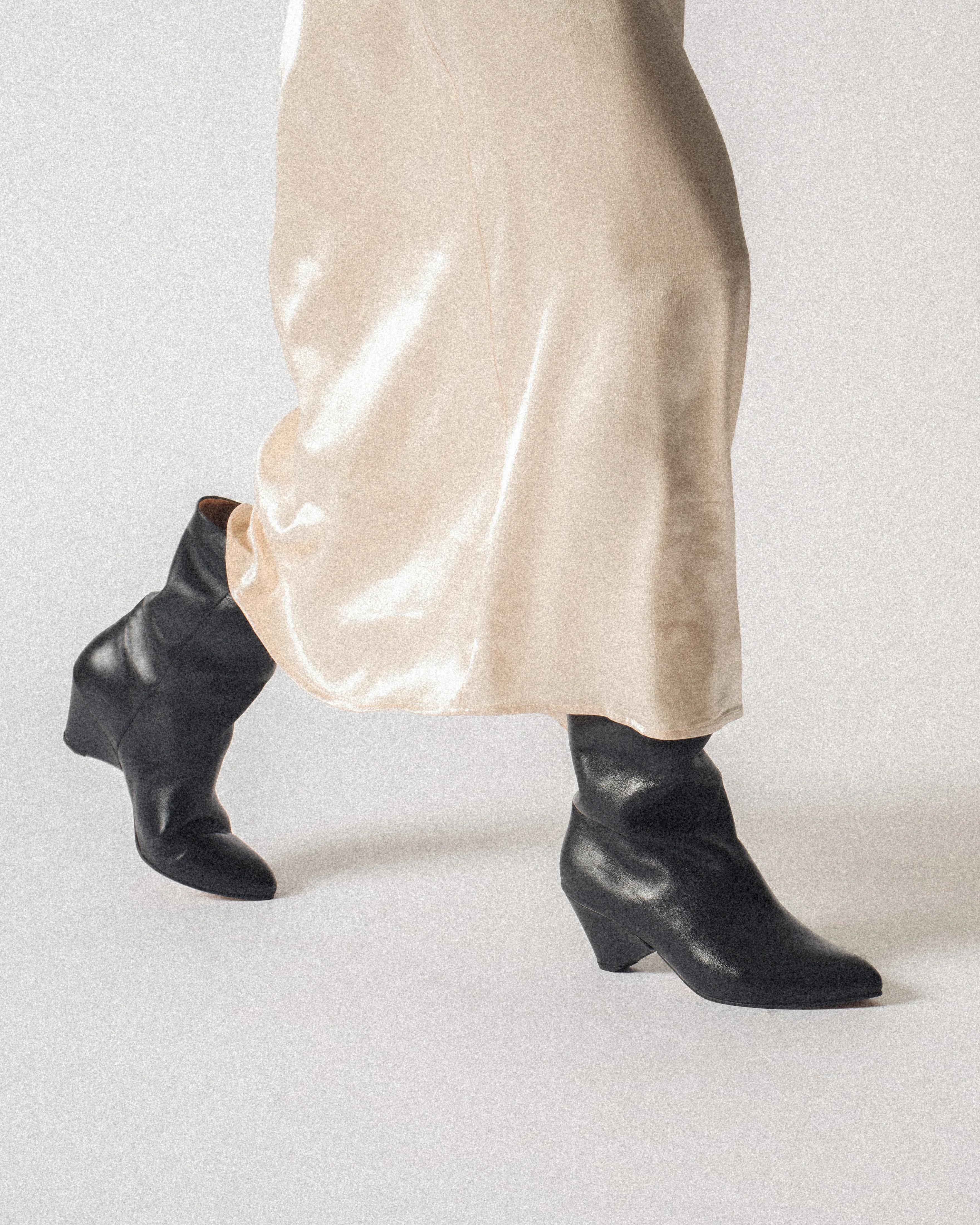 Vully 50 triangle Soft calf Black - Image 3